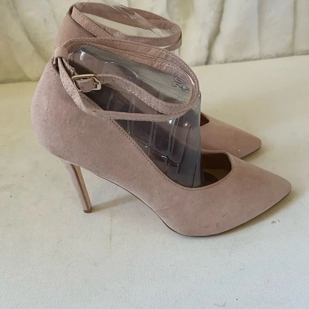 Shoe Dazzle Solena blush pink faux suede ankle straps heels pointed toe…